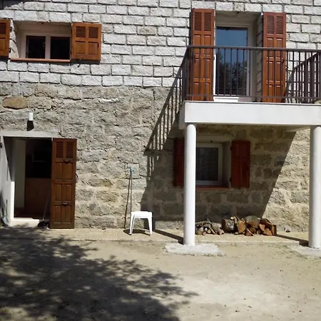 1 Maison De Campagne * Petreto-Bicchisano